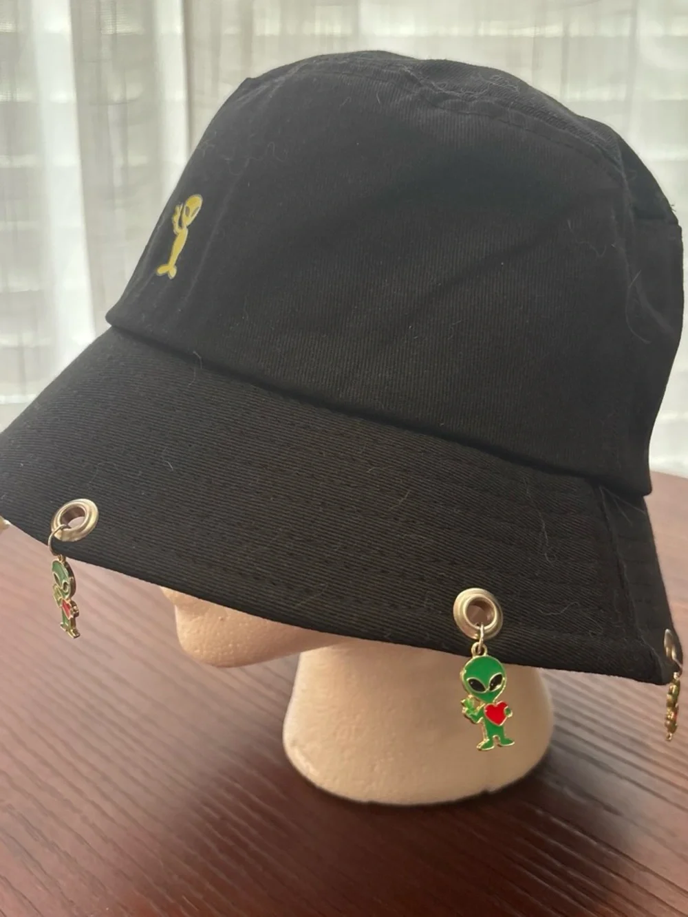 Black Bucket Hat with Green Alien Charms